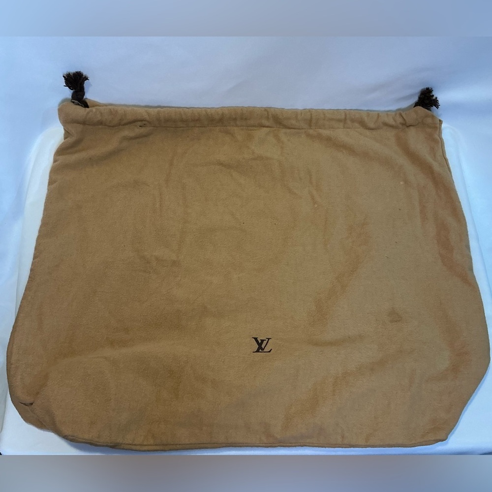 Louis Vuitton drawstring Dust Bag